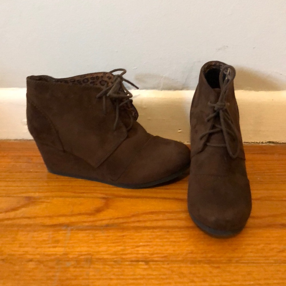 Dark brown lace up bootie